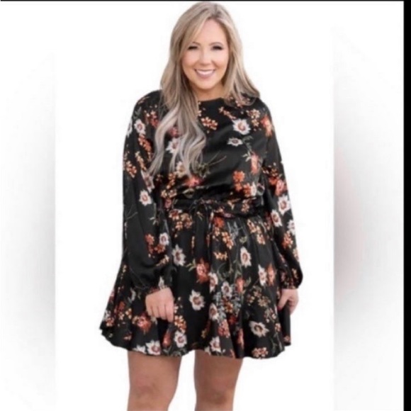 BLACK FLORAL LONG SLEEVE FULL SKIRT DRESS - Picture 1 of 11
